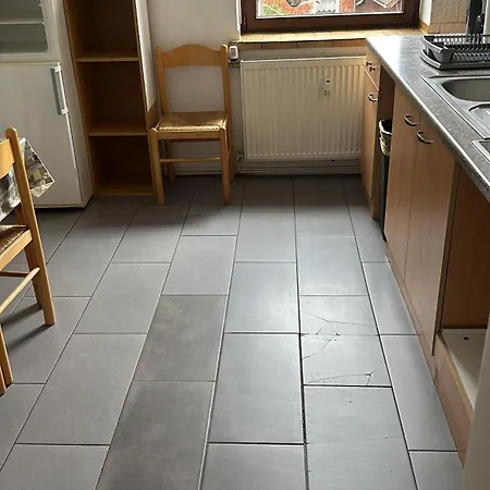 Gaestehaus, Robert Maschstr 10 *