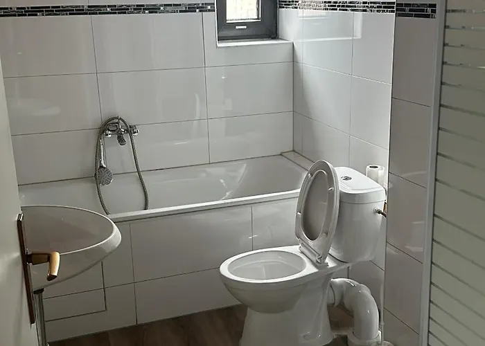 Gaestehaus, Robert Maschstr 10 *