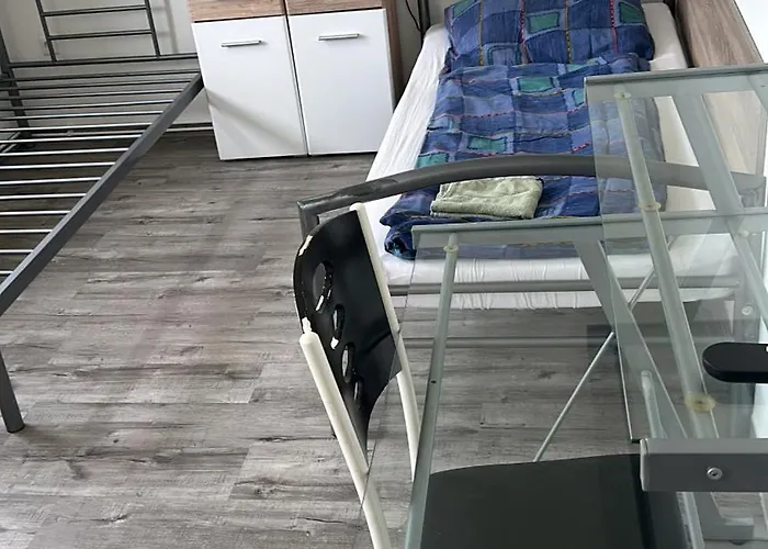 Gaestehaus, Robert Maschstr 10 *